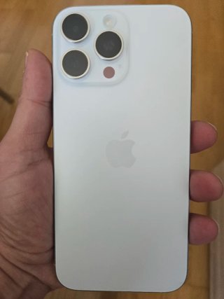 iPhone 16 Pro Max