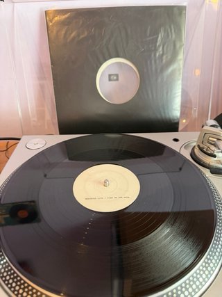 Ken Laszlo / Wienna - Whatever Love / Fire On The