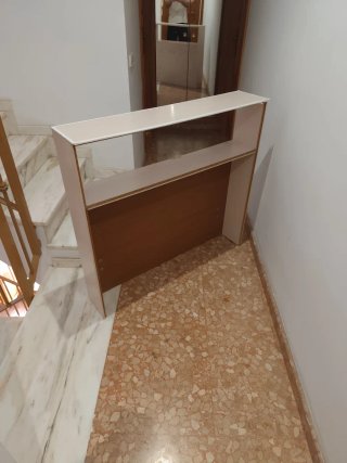 Mueble auxiliar de madera