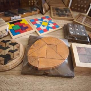 Set de 24 Juegos de Ingenio de Madera Precintados