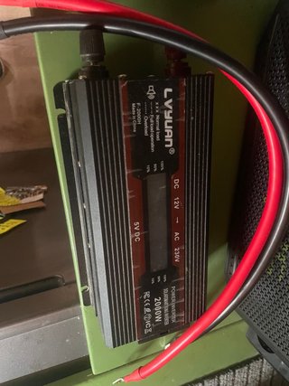 Inversor de Corriente Lyyuan 12V a 230V 2000W