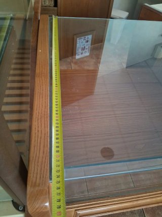 Mostrador de Madera y Cristal