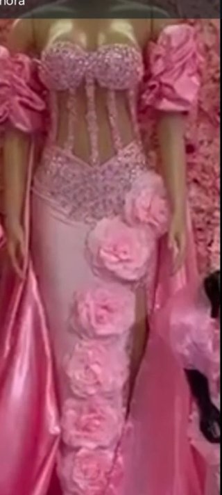 Vestido de fiesta largo con flores