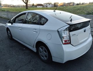 Toyota 19167 faro 8596747010 prius plug-in hybrid