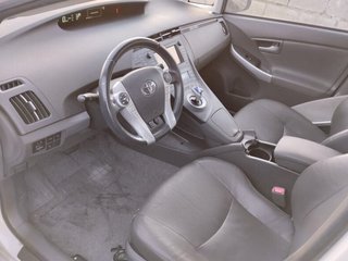 Toyota 19167 faro 8596747010 prius plug-in hybrid