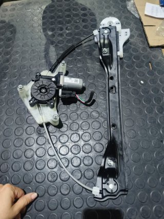 Elevalunas Trasero Derecho Omoda 5