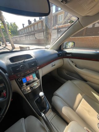 Toyota Avensis 2005