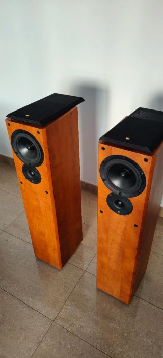 Altavoces columnas KEF CRESTA 30