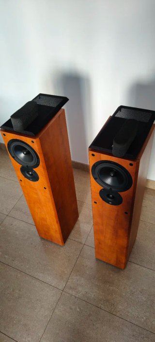 Altavoces columnas KEF CRESTA 30