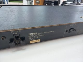 Crossover Yamaha REV100
