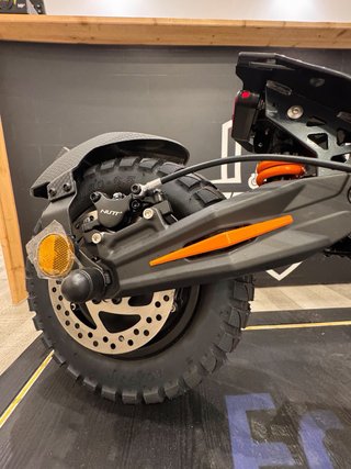 Patinete Eléctrico EcoXtrem Armored One