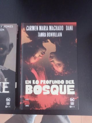 Hill House comics. 3 números ECC comics.