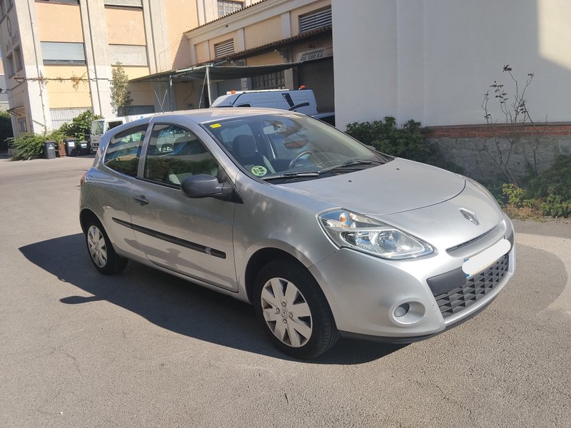 Renault Clio 2009, foto 3