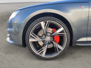 AUDI A4 AVANT 3.0 TDI QUATTRO TIPTRONIC SLINE