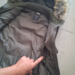 Chaleco Acolchado Zara con Capucha