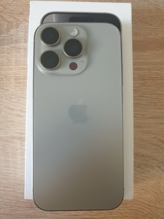 iPhone 16 Pro