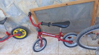 Bicicleta de aprendizaje Chicco Red Bullet