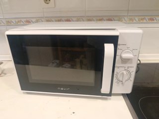 Microondas Nevir 20 Litros Blanco