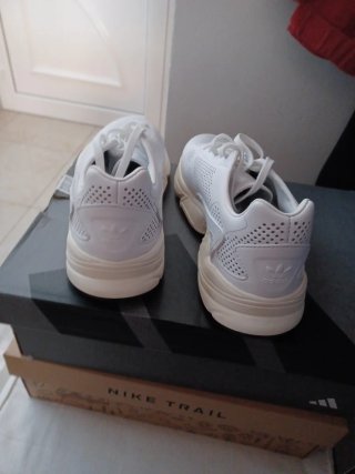 Zapatillas Adidas Originals blancas