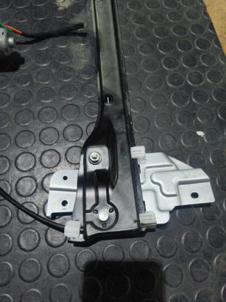Elevalunas Delantero Izquierdo Omoda 5