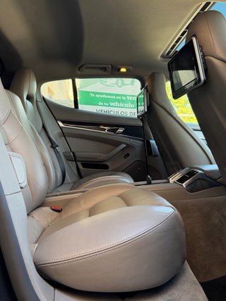 Porsche Panamera 2012, Muchas Extras, Etiqueta C .