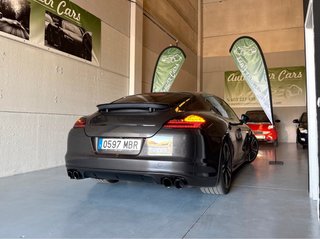 Porsche Panamera 2012, Muchas Extras, Etiqueta C .