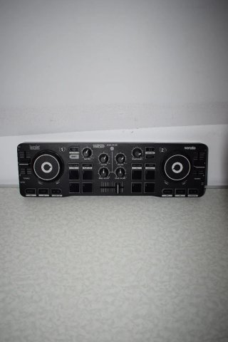 Mesa de mezclas DJ Hercules DJControl Starlight