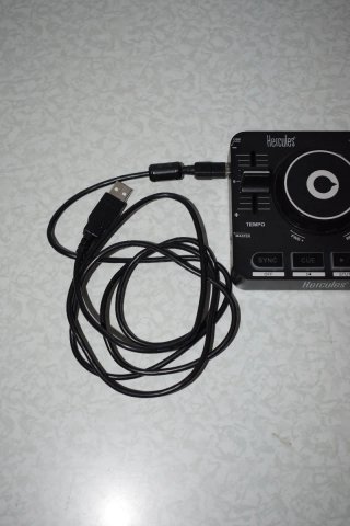 Mesa de mezclas DJ Hercules DJControl Starlight