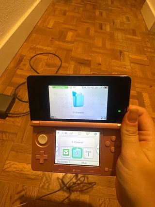 Nintendo 3DS Rosa con Cargador