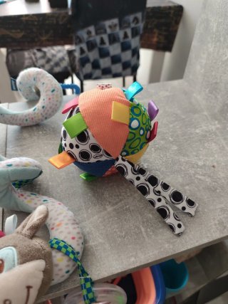 Juguetes para coche de bebé