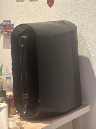 Torre Alienware Negra