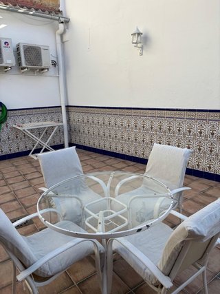 Set de Mesa y 4 Sillas de Jardín