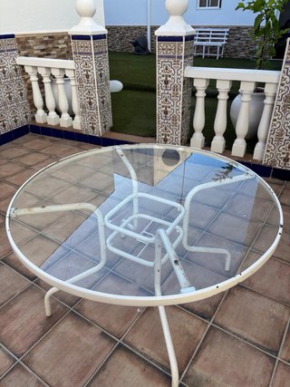 Set de Mesa y 4 Sillas de Jardín