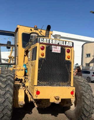 Motoniveladora Caterpillar