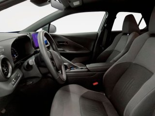 Toyota C-HR 140H Advance 103 kW (140 CV)