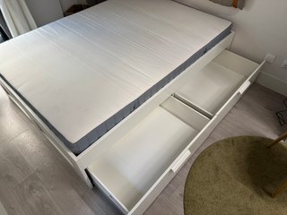 Cama IKEA BRIMNES 140x200 cajones, colchón, somier
