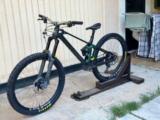 Mondraker Super Foxy Carbon RR