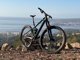 Mondraker Super Foxy Carbon RR