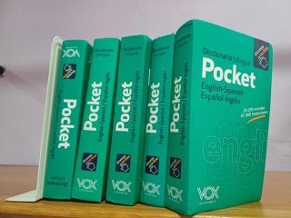 Diccionario Pocket English-Spanish / Español-In...