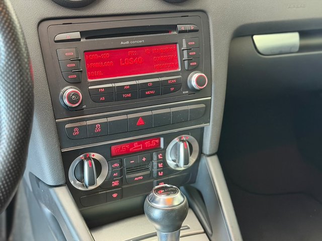 Audi A3 1.6 TDI 105cv Ambiente