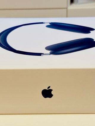 AirPods Max 2 nuovi colore Blu Notte.