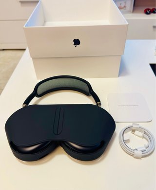 AirPods Max 2 nuovi colore Blu Notte.