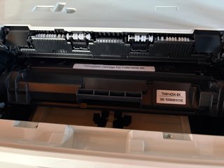 Stampante multifunzione laser HP LaserJet M140w