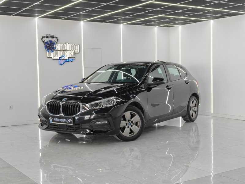 BMW Serie 1 116d (F40) 2022