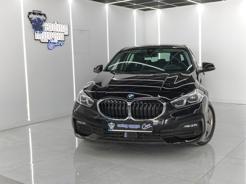 BMW Serie 1 116d (F40) 2022, foto 4