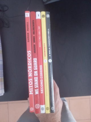Pack de comics editorial planeta Cómic