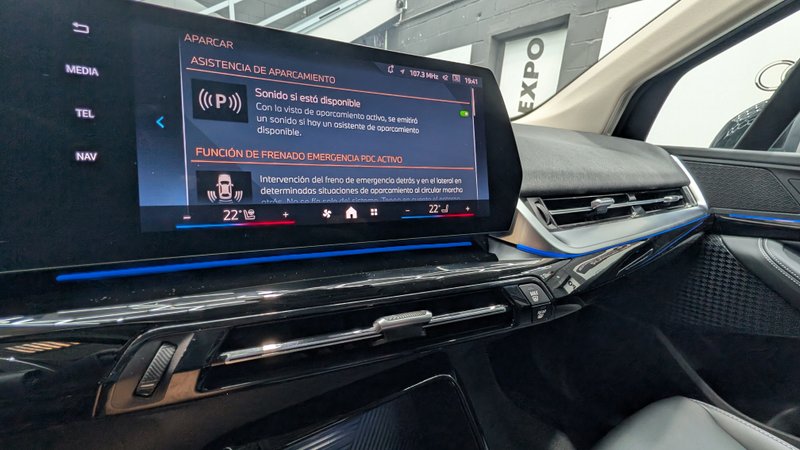 BMW Serie 2 Active Tourer 218i (U06) 2024, foto 33