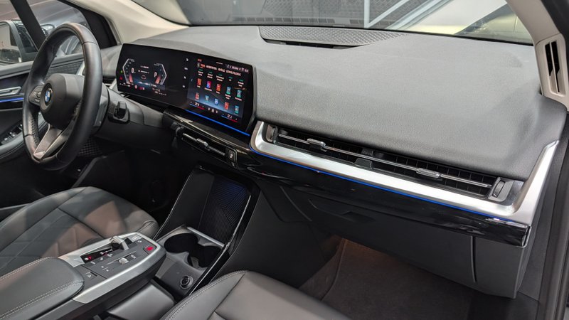 BMW Serie 2 Active Tourer 218i (U06) 2024, foto 23
