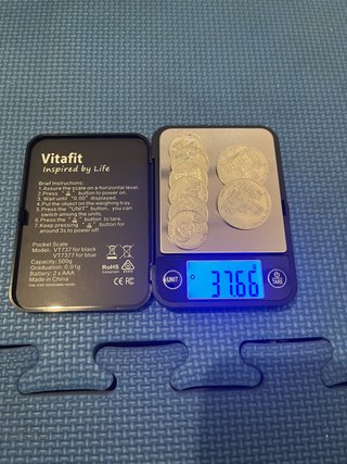Plata. OFERTA. Set de 8 Monedas "Familia Real".