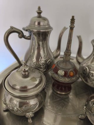 Precioso juego de té metal y cristal